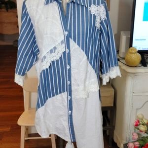 Bleu bayou button down Blouse xl